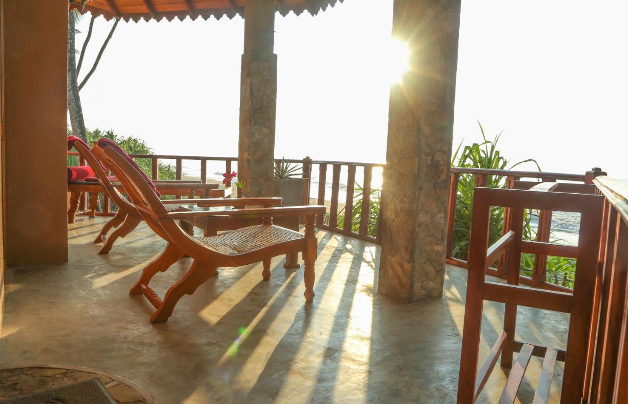 Nature Lanka Ayurveda Resort - All Meals And Ayurveda Treatments With Yoga แทนกาลเล ภายนอก รูปภาพ